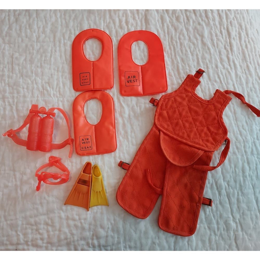 GI Joe Items Diver Vintage Hong Kong Vests Air Tank Mask Scuba SEE details EUC